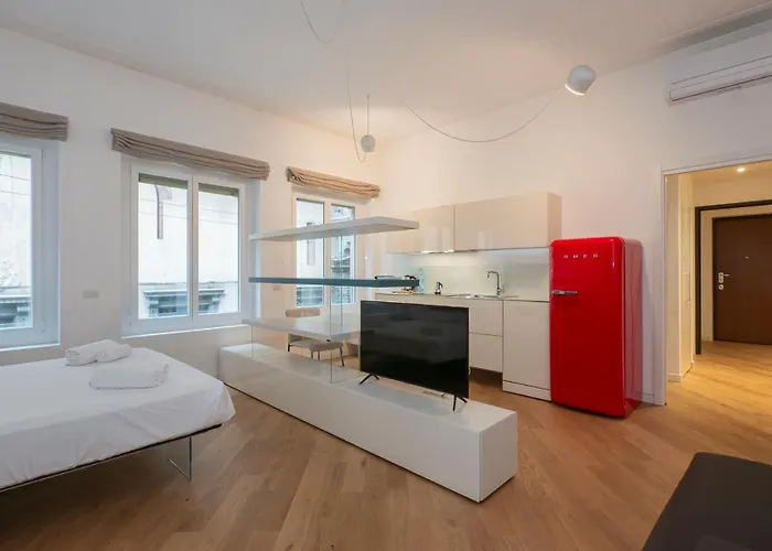 Duomo Elegant Flat Mailand
